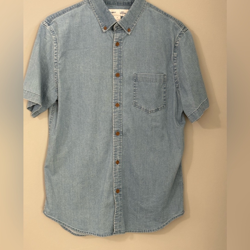 Old navy men’s denim button down